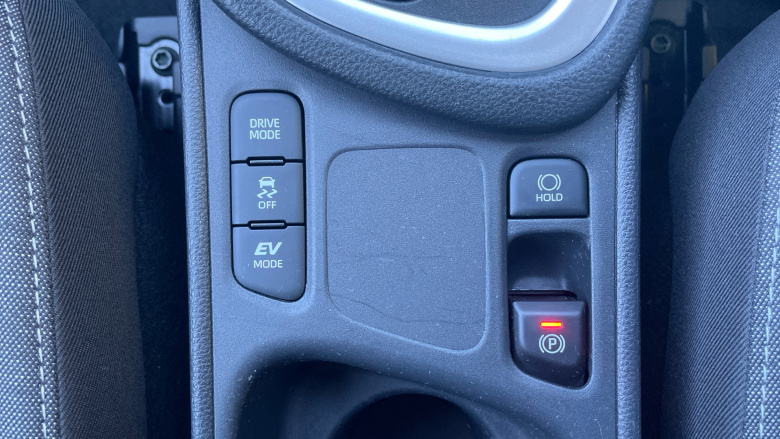 Toyota Yaris 1.5 Hybrid Design 5dr CVT Hybrid Hatchback